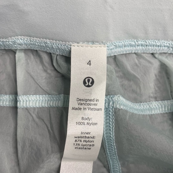 Lululemon Step Out High Rise Short NWT Ocean Air Size 4 - Picture 15 of 17